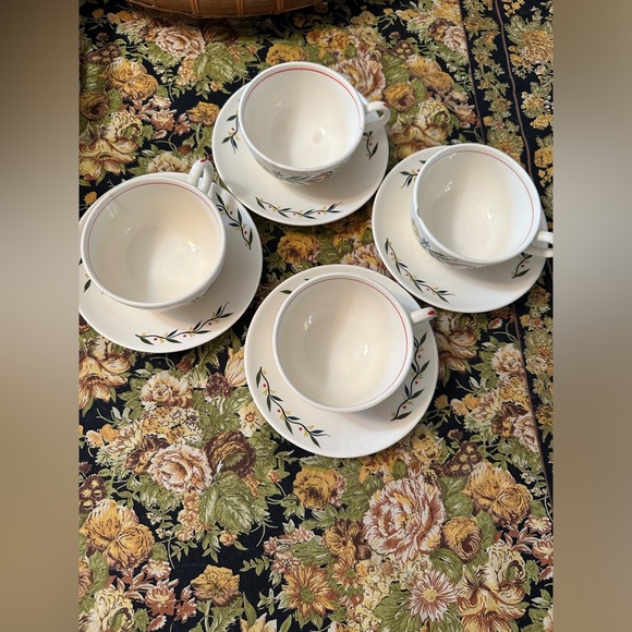 Homer Laughlin Rhythm saucer and cup set of 4 - Picture 2 of 9